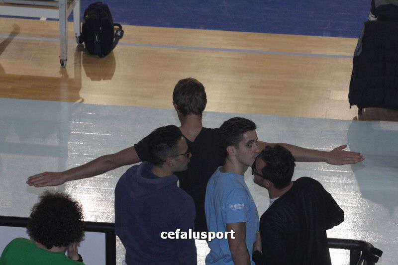 120401 cutro 210_tn.jpg